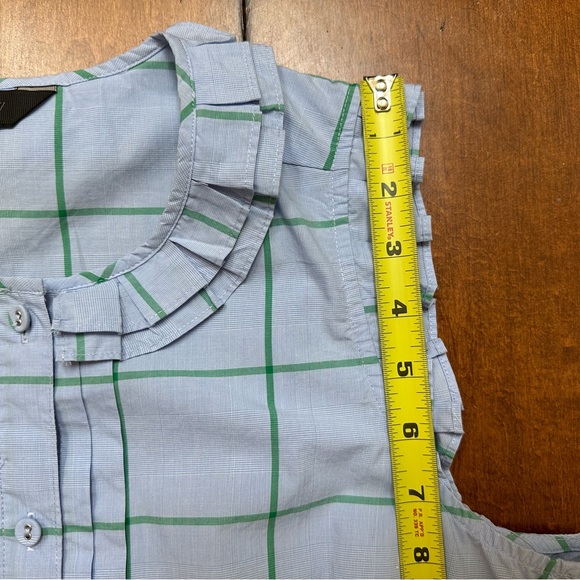 J Crew Blouse. Ruffle neck. Size 10 - Picture 4 of 6